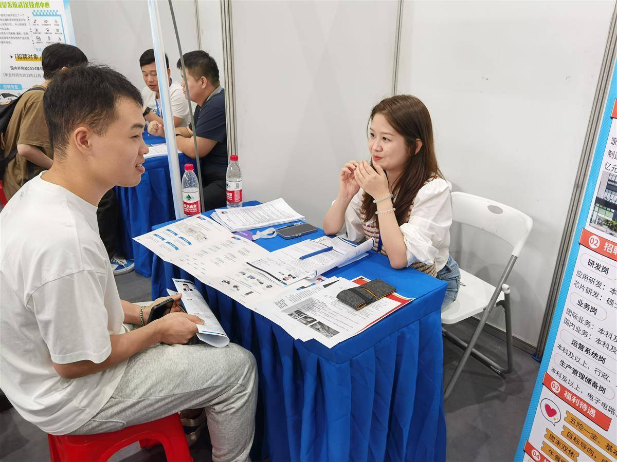 乐胜棋牌下载